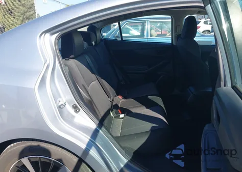 2022 Subaru Impreza Premium z USA, uszkodzony, nr VIN 4S3GKAV60N3611101